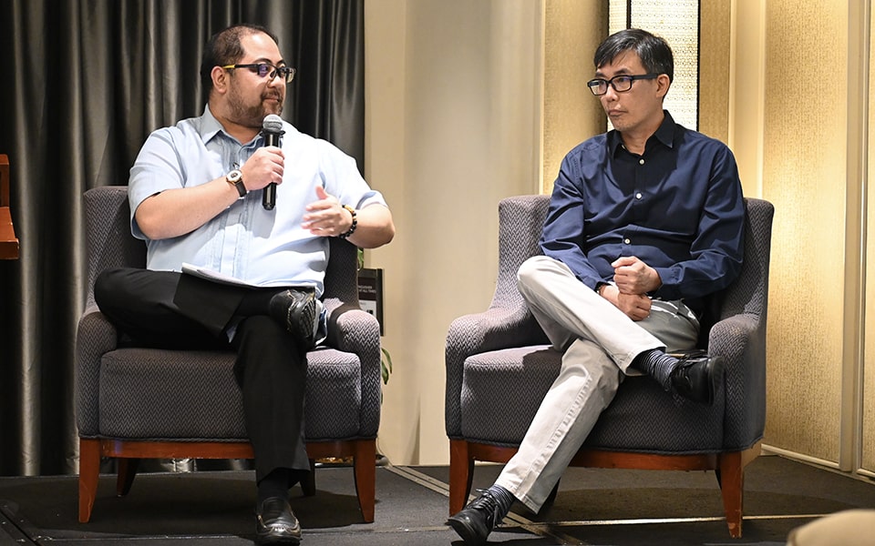 Mr. Christopher Ilagan (left), moderator for the second panel discussion, and Mr. Iiinas Lao (right) from Bayer Crop Science Philippines.