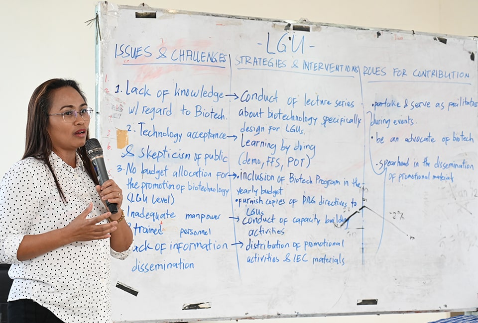 SEARCA and CSU conduct multistakeholder consultation workshop to promote biotech adoption in Agusan del Norte