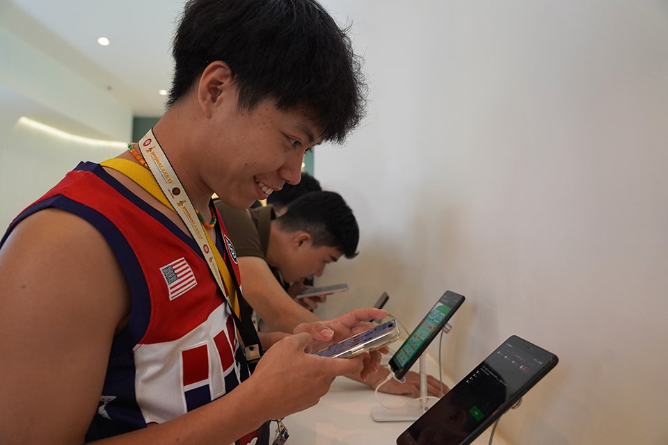 SEARCA highlights education, research, and innovation programs during Project LAKBAY youth visit