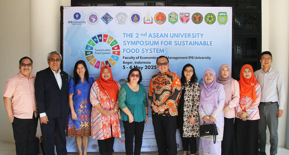 SEARCA scholars present research at 2nd ASEAN University Symposium in Indonesia
