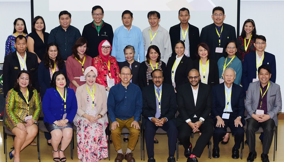 Participants and resource persons of the leadership program with Dr. Glenn B. Gregorio, SEARCA Director (1st row, 4th from left) and Mr. Joselito G. Florendo, Deputy Director for Administration (3rd row, 4th from left).