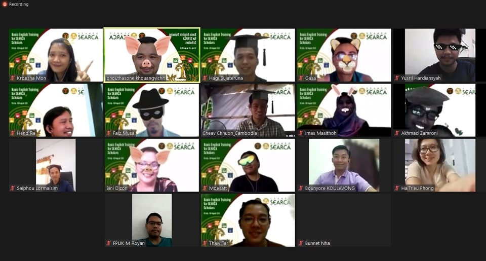 SEARCA continues to support scholars virtually through the Basic English Training