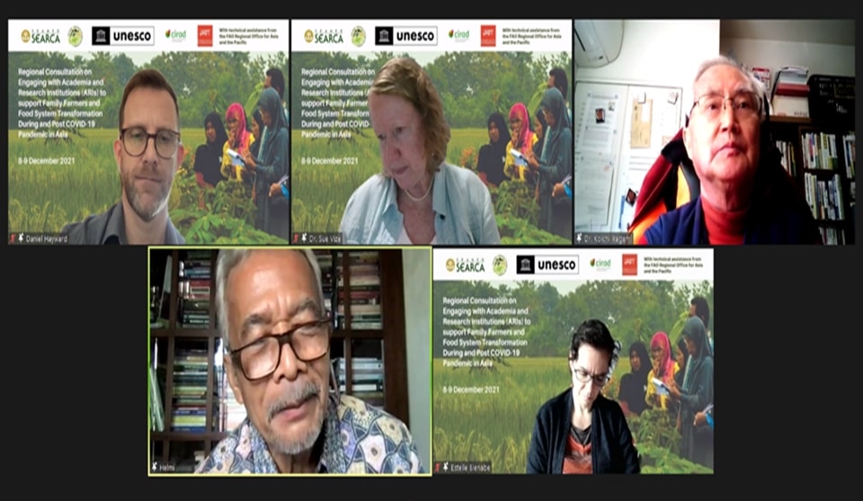 Discussants from parallel session 2.1B on policies and strategies (from regional to local levels) to support family farmers and sustainability of rural livelihoods/communities.