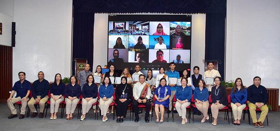 SEARCA hosts testimonial for 34 graduates