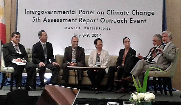 Speakers for the IPCC 5th Assessment Report Outreach Event during the Open Forum held on 9 July 2014 at the Dusit Thani Hotel, Makati City. Seated from left, Dr. Juan M. Pulhin, Dr. Rodel D. Lasco, Prof. Christopher Field, Dr. Rosa Perez, Dr. Katherine Mach, Dr. David Wratt and Prof. Jim Skea.