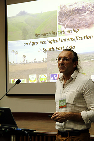 Mr. St&eacute;phane Boulakia, agronomist at CIRAD, presents on conservation agriculture initiatives in Cambodia