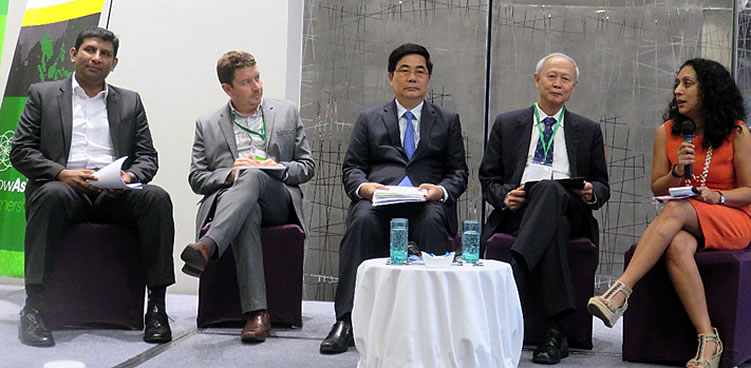 Panel Discussion on [i]Inclusive Business in Asia[/i] &ndash; (from left to right) Ganesan Ampalayanar of Nestle Vietnam, Tim Bishop of CARE International, H.E. Cao Duc Phat, Minister of Agricultural and Rural Development, Vietnam, Paul Teng of Nanyang Technological University and Ms. Kavita Prakash&ndash;Manil (far-right), Executive Director of Grow Asia.
