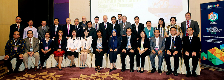 At the partners&rsquo; forum, Dr. Gil C. Saguiguit, Jr. (standing, sixth from left), SEARCA Director, joined His Excellency Ivo Sieber (standing, tenth from left), Ambassador of Switzerland to Thailand; Atty. Roberto V. Oliva (standing, seventh from left), ACB Executive Director; Dr. Berthold Seibert (standing, sixth from right), project director of the ACB-GIZ Biodiversity and Climate Change Project (BCCP); ASEAN senior officials; as well as representatives of donor agencies, NGOs, development organizations, and the private sector. [br] (Photo courtesy of Francis Dejon/ACB)