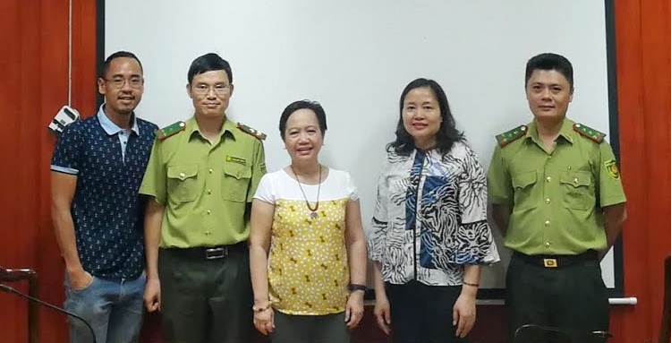 The ASRF Regional Program Coordinator, Ms. Amy Lecciones (center), and Project Assistant, Mr. Xyrus Godfrey Capi&ntilde;a (leftmost), with staff from Forest Protection Department of VNFOREST.