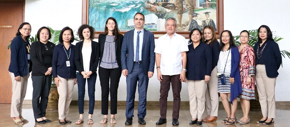 Visiting officials from the French Embassy in Manila Mr. Jean-Jacques Forte (sixth from left), Cultural Counsellor, Ms. Sarah Mahe (fifth from left), Attach&eacute; for Science and Research Cooperation, and Ms. Marina Battesti (fourth from left), Attach&eacute; for Higher Education and Linguistic, with Ms. Adoracion T. Robles (second from left), Officer-in-Charge, Office of the Deputy Director for Administration; Dr. Maria Cristeta N. Cuaresma (fifth from right), Program Head for Graduate Education and Institutional Development; Dr. Maria Monina Cecilia A. Villena (fourth from right), Program Head for Knowledge Management; Dr. Gil C. Saguiguit, Jr. (sixth from right), Senior Fellow and former SEARCA Director; Dr. Maria Celeste H. Cadiz (third from right) and Dr. Bessie M. Burgos (second from right), Technical Advisors, Dr. Nova A. Ramos (rightmost) and Ms. Rosario M. Bantayan (leftmost), both Program Specialist for Knowledge Management; and Ms. Carmen Nyhria G. Rogel (third from left), Program Specialist for Research and Development.