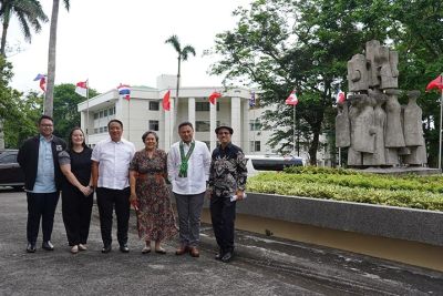 Philippine Education Secretary Angara visits SEARCA to strengthen agricultural education ties
